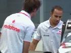 Hamilton a Buttonem se snaží sestavit formuli