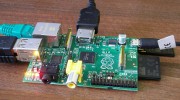 obr�zek k �l�nku Fotogalerie: m�me na stole po��ta� Raspberry&nbsp;Pi