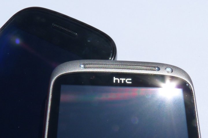 Nexus S vs. Desire S