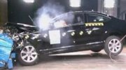 obr�zek k �l�nku Video: Crash test Mercedesu na v�bornou