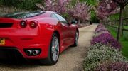 obr�zek k �l�nku Prov�trejte Ferrari na okruhu. Zadarmo