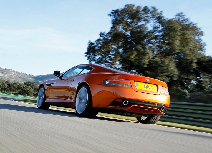 Aston Martin Virage