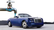 obr�zek k �l�nku VIDEO: pro� neparkovat Rolls Royce na de�ti