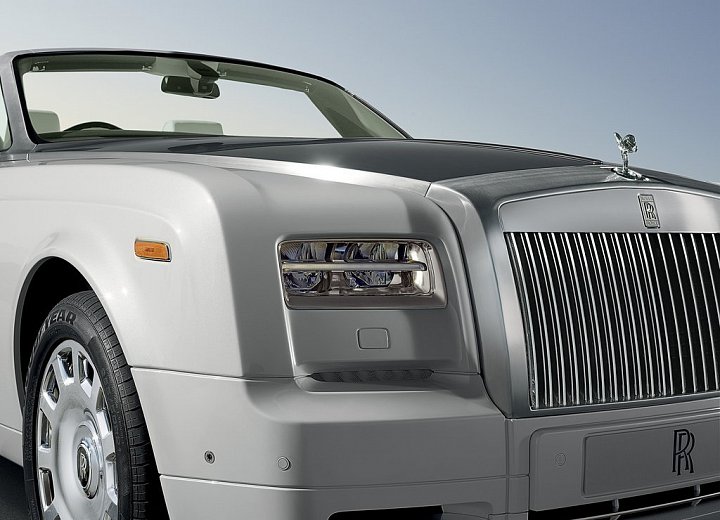 Rolls-Royce Phantom Drophead Coupe