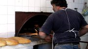obrázek k článku Chleba do supermarketů se musí šidit, říká pekař
