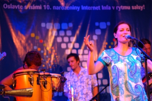 Zp�va�ka skupiny TamTam Orchestra