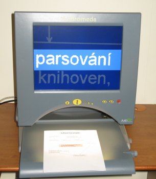 Televizní kamerová lupa
