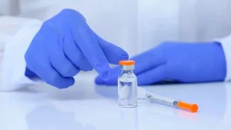 Hexou a Prevenarem se ročně očkují statisíce dětí, podezření na nežádoucí účinky jsou desítky