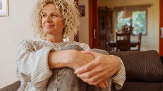 Nespavost a bušení srdce mohou znamenat, že se blíží menopauza, říká lékařka