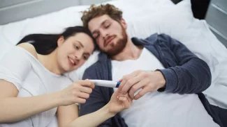 Muži, kteří se chystají počít dítě, by neměli brát tento lék na epilepsii, doporučují úřady