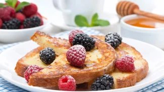 Udělejte si french toast ze zbylé vánočky, kterou by bylo škoda vyhodit