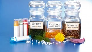 Jaké homeopatické léky správně vybrat na nachlazení a které zmírní zažívací potíže