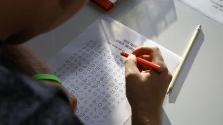 Znovu se naučit mluvit, chodit, nakupovat. Rehabilitace po mrtvici, která vrací lidi do života