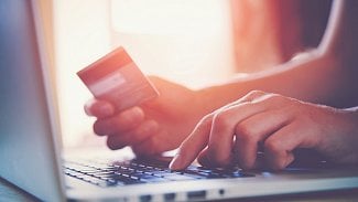 Budoucí nakupování bude bez pokladen. Platbu zajistí mobil a senzory