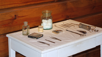 Před dvěma sty lety se Češi dožívali průměrně 30 let. Na jaké nemoci nejčastěji umírali?