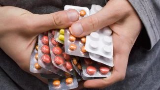Sněz co nejvíc paracetamolu, šíří se mezi dětmi výzva. Skončit může transplantací nebo smrtí