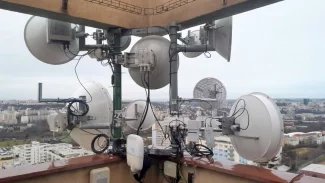 Internetové spolky v ohrožení: chcete komerční nebo nekomerční.net?