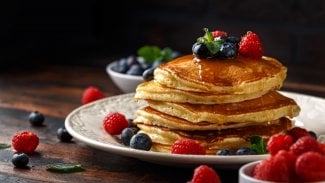 Udělejte si pořádné americké lívance neboli pancakes. Slaninu můžete klidně vynechat