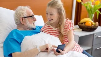 Zákaz návštěv kvůli chřipce. Pacienty mohou ale nakazit i neočkovaní zdravotníci