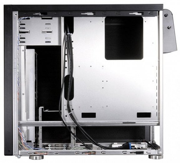 Lian Li PC-B12