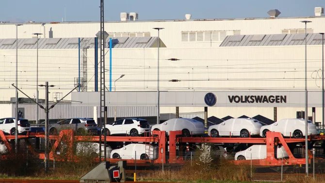 Továrna automobilky Volkswagen v Německu