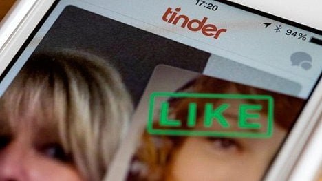 Náhledový obrázek - Šmírák Tinder. Za pár let nasbíral o uživatelce data na 800 stran