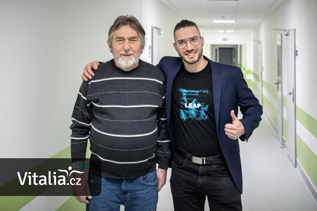 Šel k zubaři kvůli plombě, začal ho pálit jícen a zkolaboval. Byla to zástava srdce