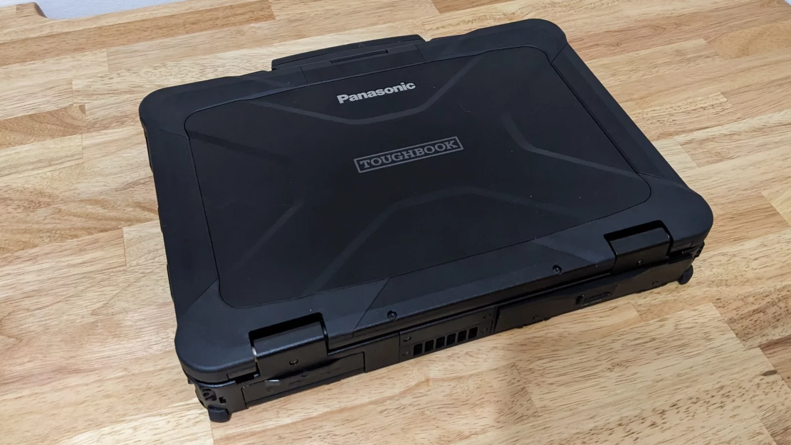 Panasonic Toughbook FZ40 (recenze)