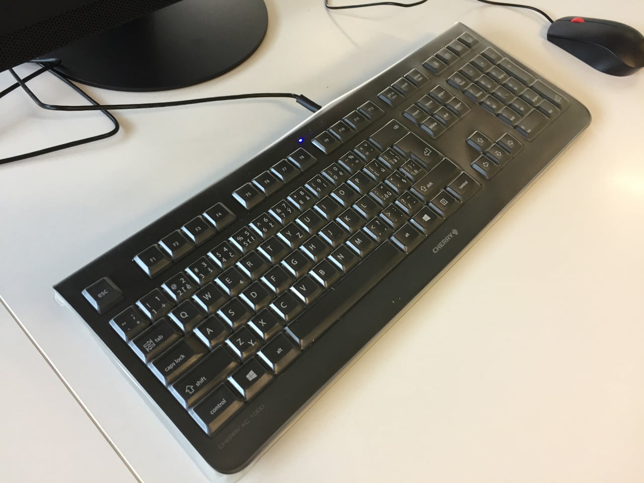 Počítače s Linuxem a serverovna v Národní technické knihovně