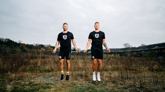 Zakladatelé značky Švihej Tomáš a Marek Vaněčkovi