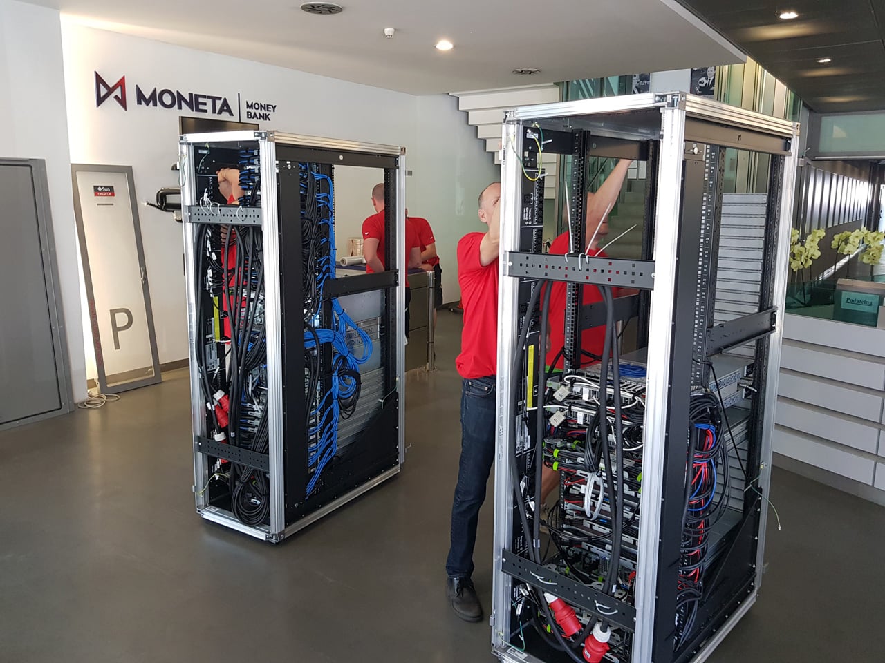 Stěhování datového centra Moneta Money Bank