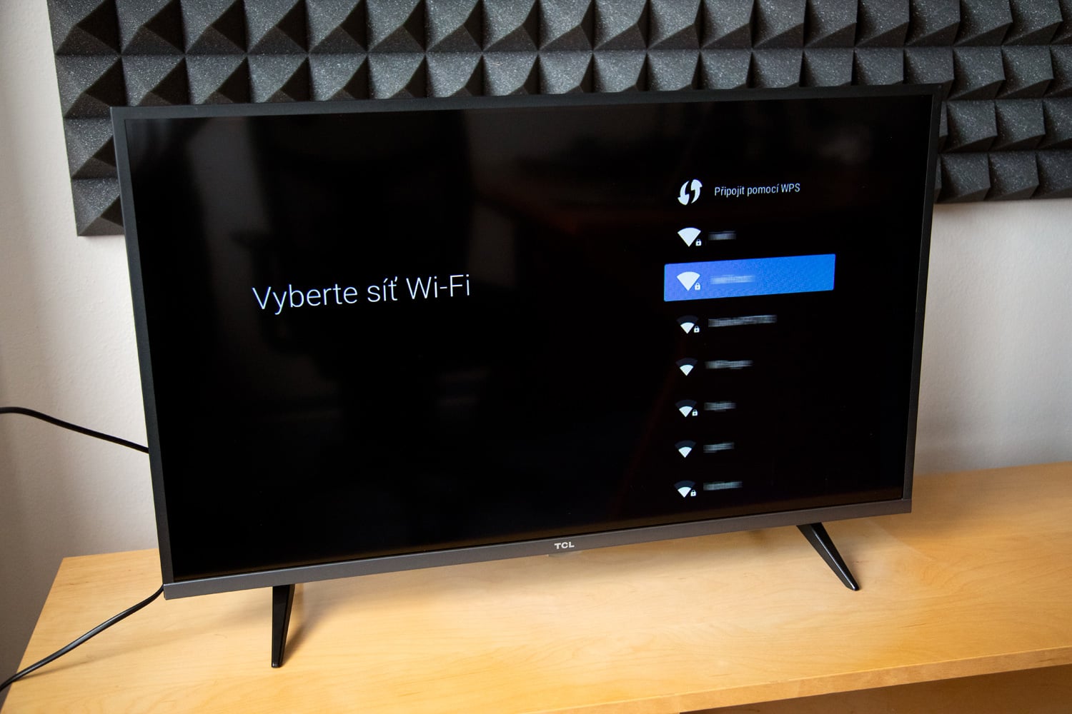 TCL 32ES580 - první zapnutí