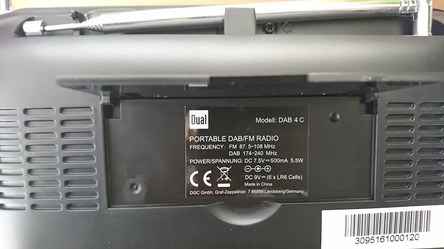 DAB rádio Dual DAB 4C prodávané v Normě