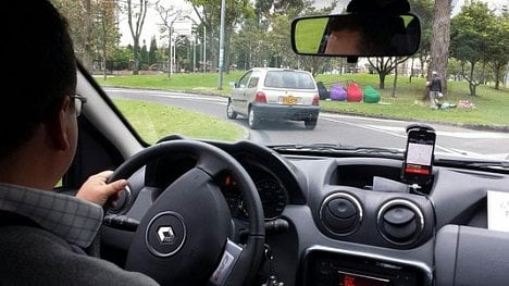 Náhledový obrázek - Přelomový verdikt v Británii: řidiči Uberu mají mít zaměstnanecká práva