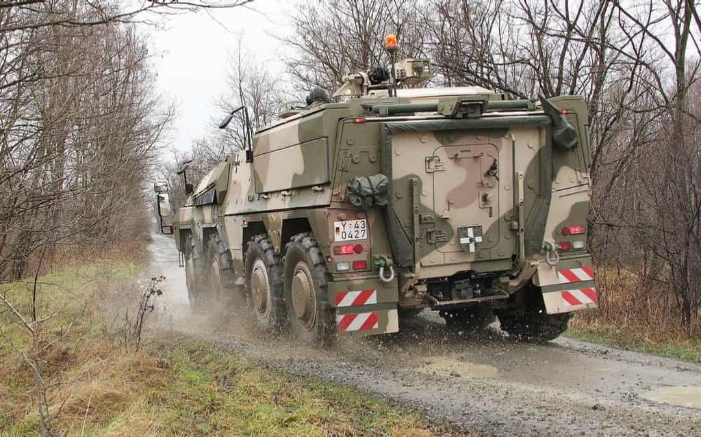 2016-02-nc49bmeckc3a1-armc3a1da-se-prc3bd-chystc3a1-nakoupit-pc5