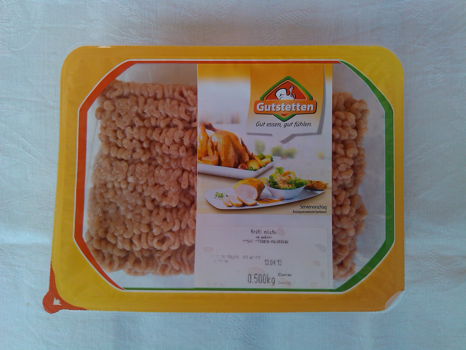 Krůtí mleté - polotovar, podíl masa neuveden, 0,5 kg za 74,90 Kč, 149,80 Kč/kg, Heidemark Německo. Ve složení: sůl, dextróza, cukr, koření, antioxidant, kyselina askorová, citronová, kvasnicový extrakt	
