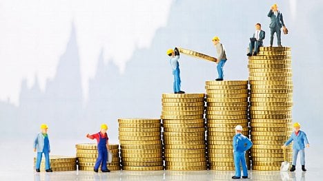 Firmy se chystají na podzim. Nejrychleji rostou nástupní mzdy náborářům, personalistům a HR specialistům