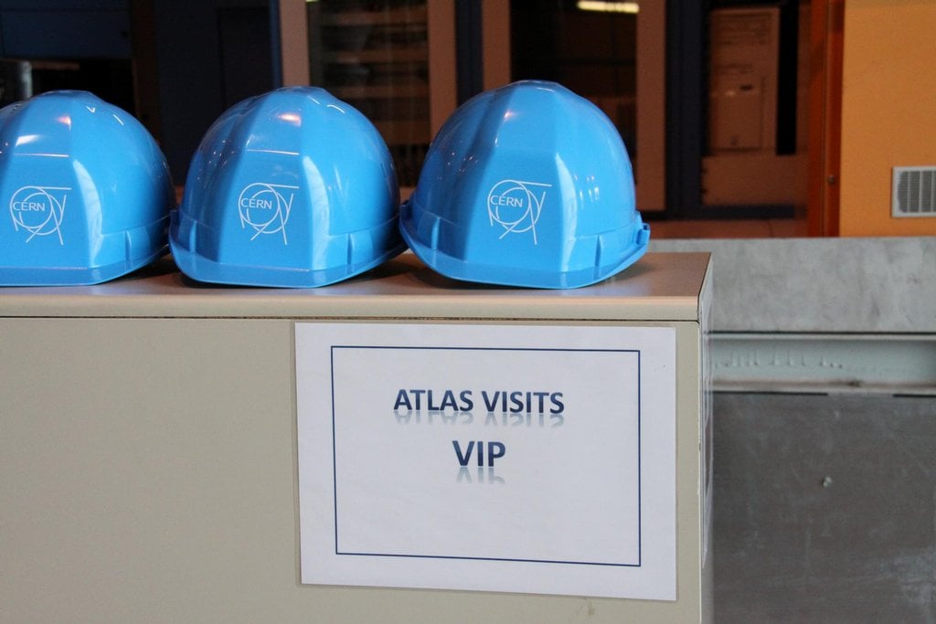 2013-12-evropskc3a1-organizace-pro-jadernc3bd-vc3bdzkum-cern-8.j