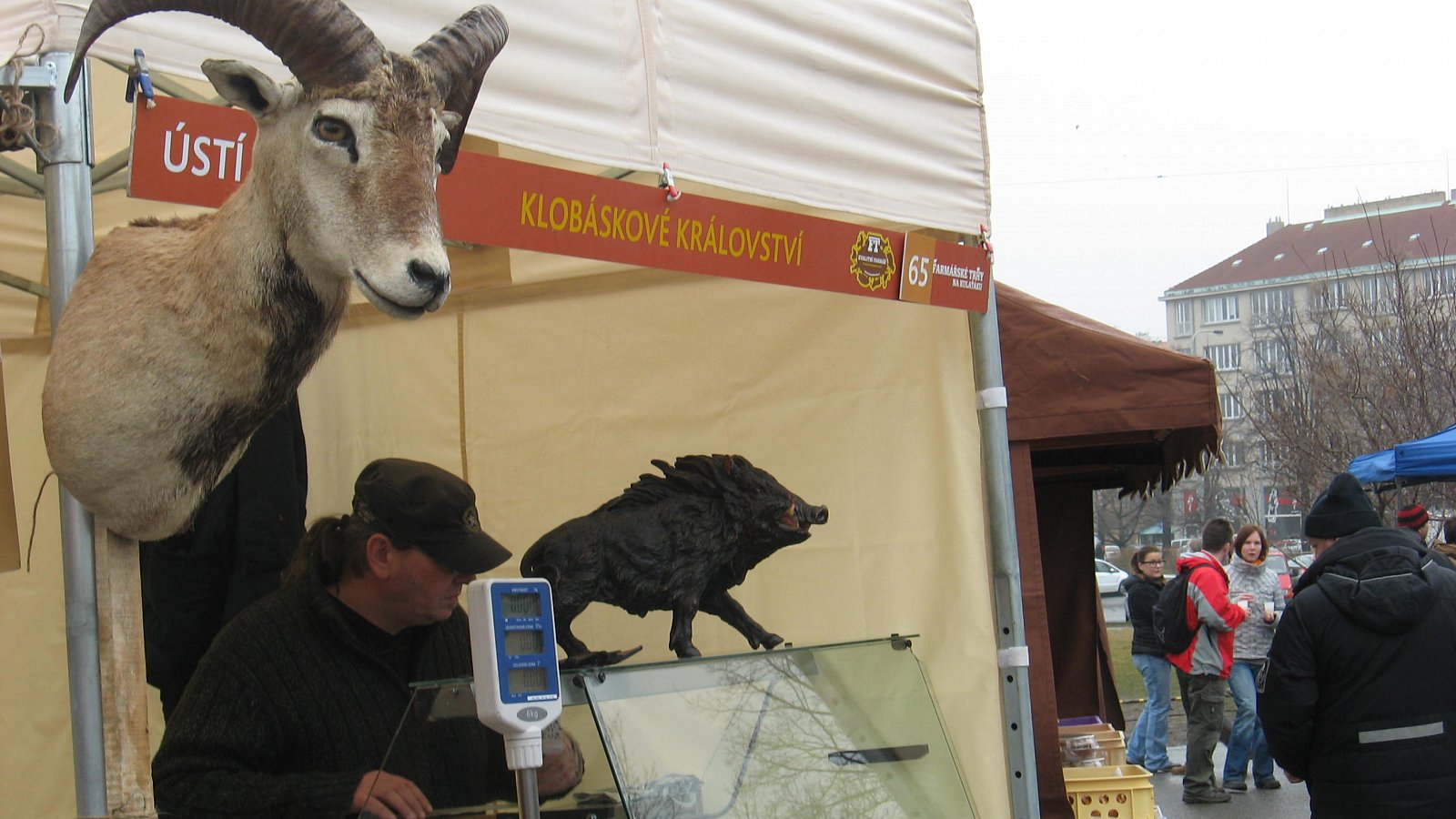 Farmářské trhy na Kulaťáku zahájily sezónu 2013