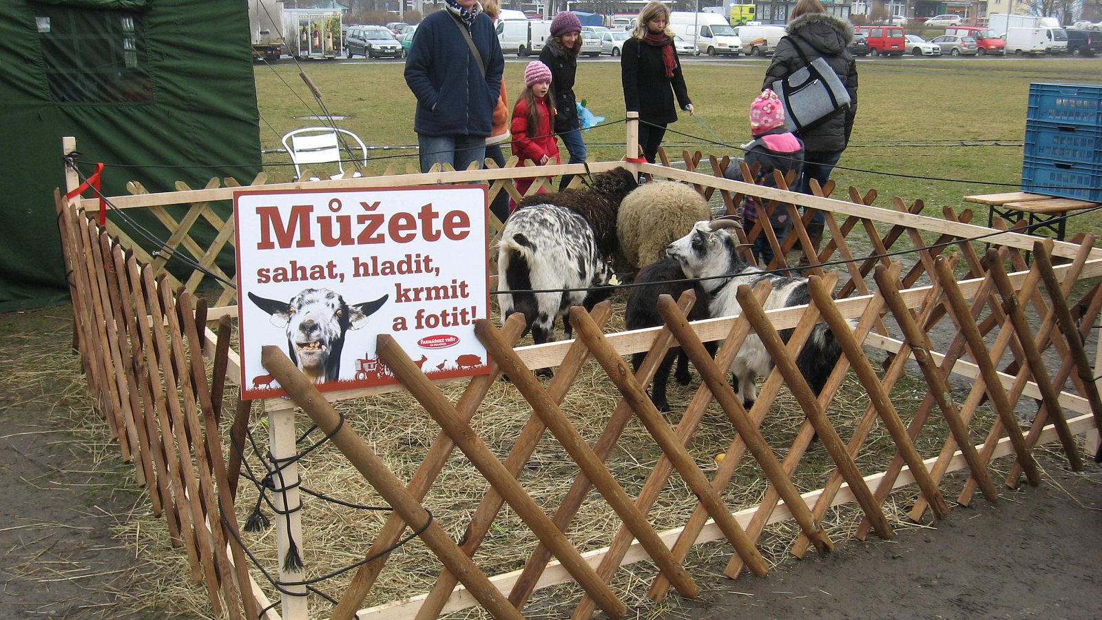 Farmářské trhy na Kulaťáku zahájily sezónu 2013