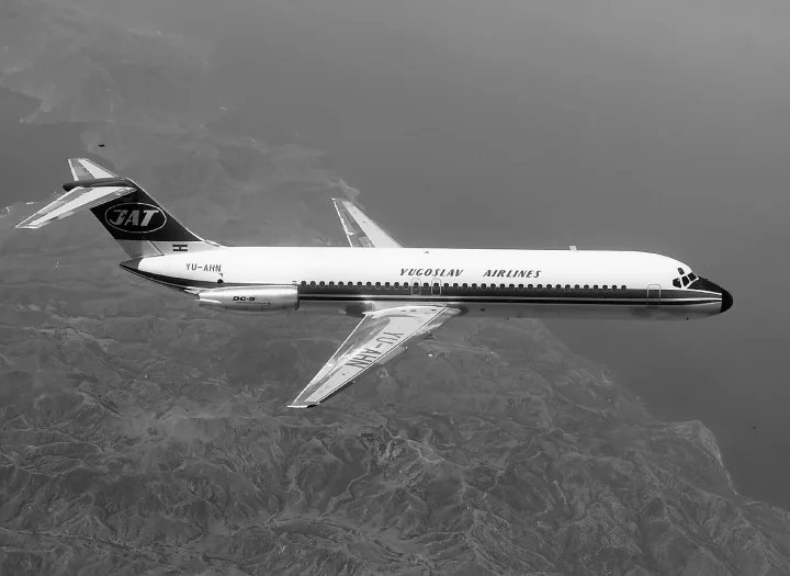 YU-AHN McDonnell Douglas DC-9-32 JAT - typ letadla, v němž roku 1972 nad Srbskou Kamenicí vybuchla bomba