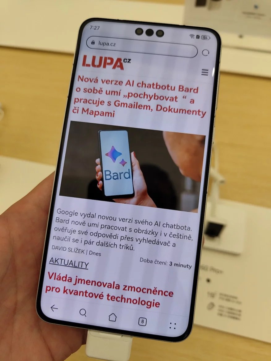 Chytrý telefon Huawei Mate 60 Pro s čipem Kirin 9000s