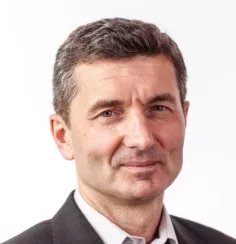 Profesor Milan Lukáš