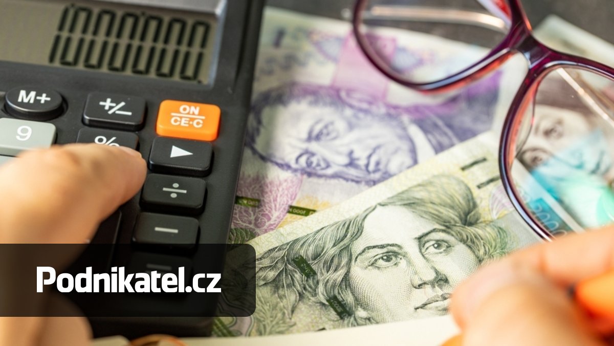 Schodek rozpočtu bude 386 miliard. Úspory jsou jen divadlo, tvrdí opozice