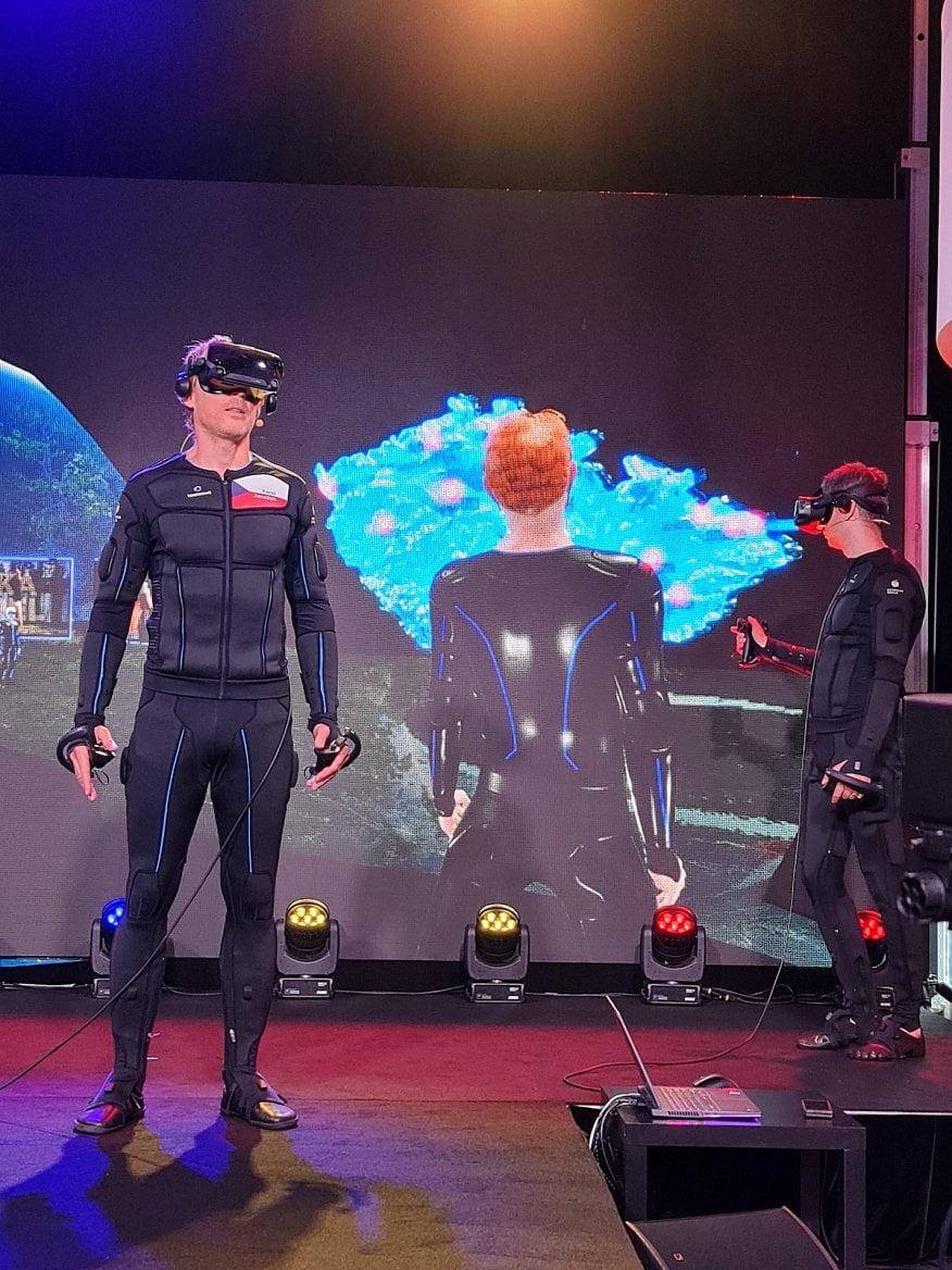 Karel Janeček a prezidentská kampaň v metaverzu Somnium Space