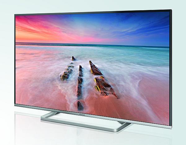 Design je elegantní s uzounkým rámečkem ze dvou stran a povedeným nenatáčitelným plastovo-kovovým podstavcem.