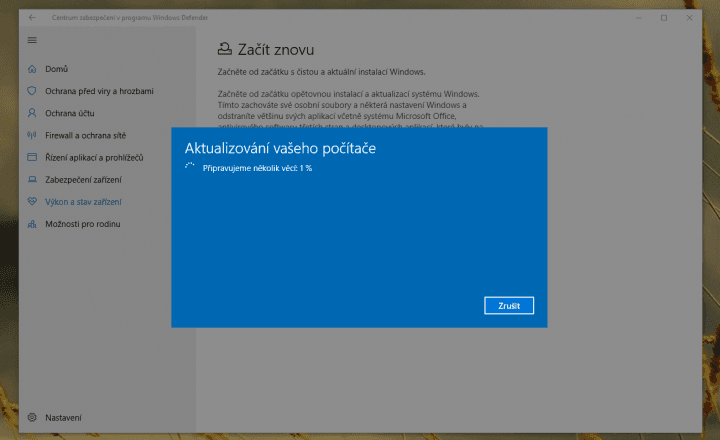 Začíná první fáze přeinstalace. Teď už můžete jen čekat