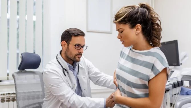 Vyšetření ledvin zahrnuje pohmat, ultrazvuk i různé laboratorní testy