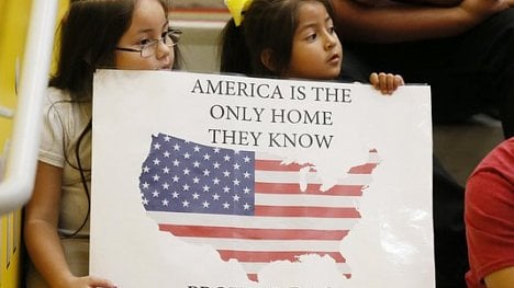 Náhledový obrázek - Trump dal Kongresu šanci na záchranu vízového programu dětských přistěhovalců