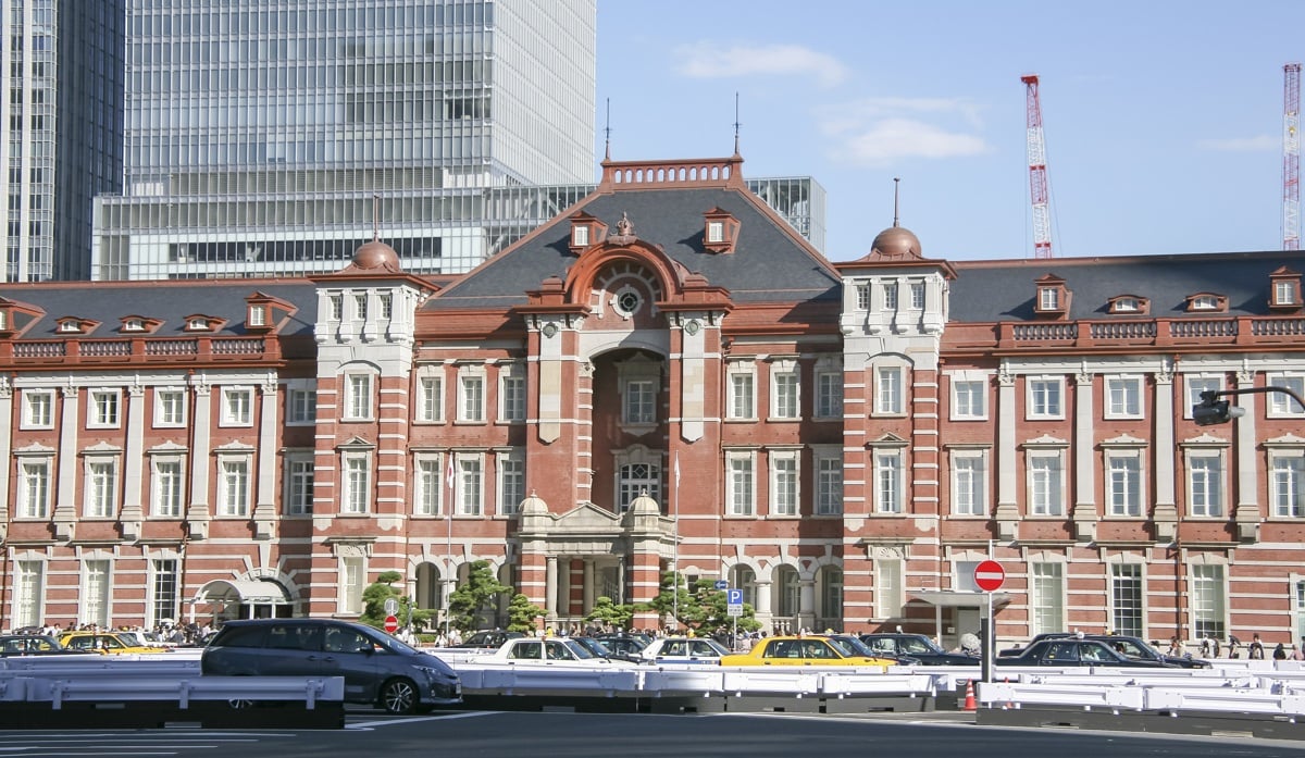 Nádražní budovy jako hotely